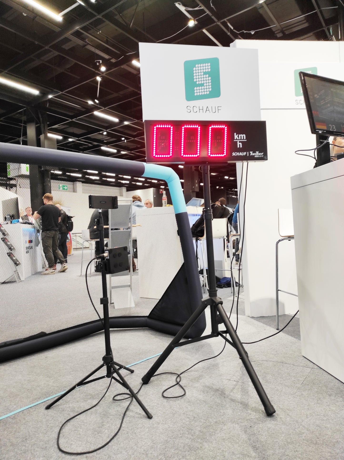 Speed-Blackbox + Geschwindigkeit-Anzeige